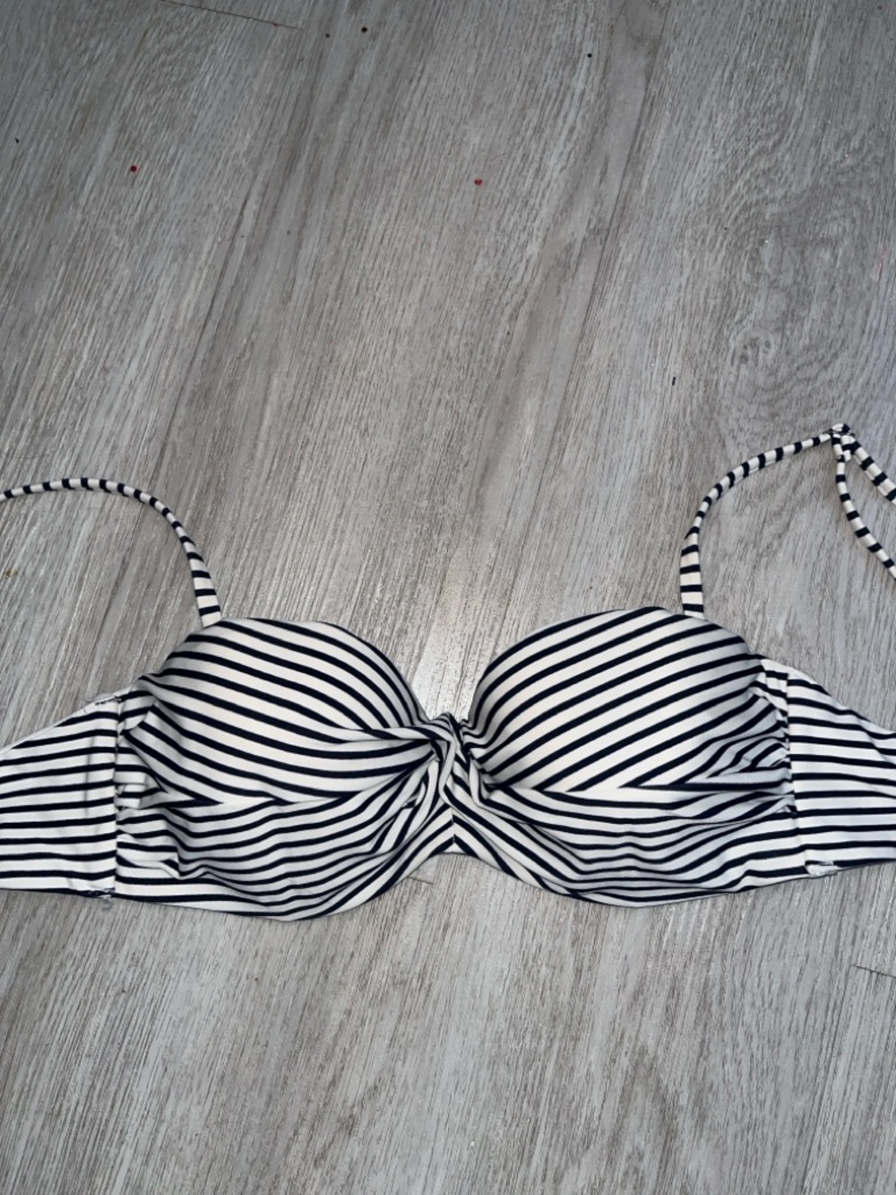 H&M Striped Black and White Twist-Front Bikini Top 34C
